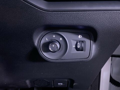 MG MG4 51kWh SE Hatchback 5dr Electric Auto (170 ps) Air Con - Alloy Wheels - Blue 23