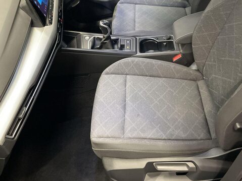 Volkswagen Golf 1.5 TSI Life Hatchback 5dr Petrol Manual Euro 6 (s/s) (150 ps) Cruise Cont 17