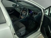 Toyota Corolla 1.8 VVT-h Icon Hatchback 5dr Petrol Hybrid CVT Euro 6 (s/s) (140 ps) Alloys 15