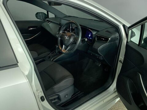 Toyota Corolla 1.8 VVT-h Icon Hatchback 5dr Petrol Hybrid CVT Euro 6 (s/s) (140 ps) Alloys 15