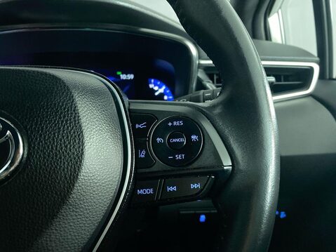 Toyota Corolla 1.8 VVT-h Icon Hatchback 5dr Petrol Hybrid CVT Euro 6 (s/s) (140 ps) Alloys 33