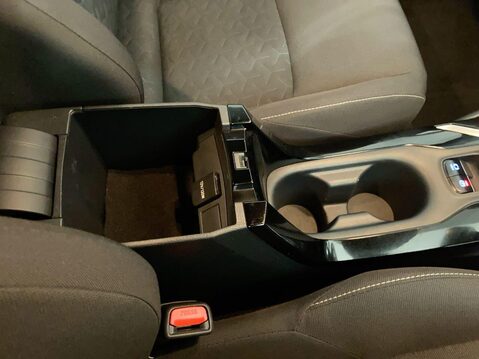 Toyota Corolla 1.8 VVT-h Icon Hatchback 5dr Petrol Hybrid CVT Euro 6 (s/s) (140 ps) Alloys 29