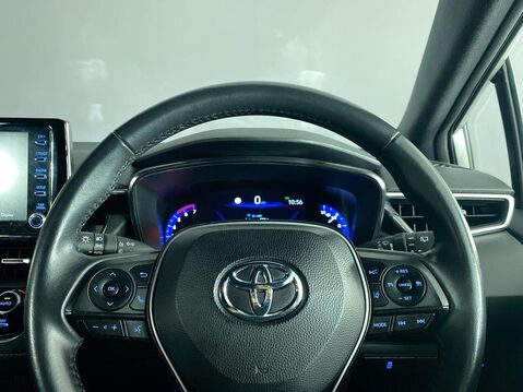 Toyota Corolla 1.8 VVT-h Icon Hatchback 5dr Petrol Hybrid CVT Euro 6 (s/s) (140 ps) Alloys 22