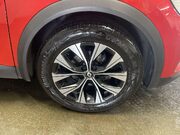 Renault Captur 1.0 TCe Limited SUV 5dr Petrol Manual Euro 6 (s/s) (90 ps) Alloys - DAB Rad 12