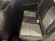 Renault Captur 1.0 TCe Limited SUV 5dr Petrol Manual Euro 6 (s/s) (90 ps) Alloys - DAB Rad 18