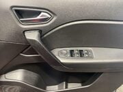 Renault Captur 1.0 TCe Limited SUV 5dr Petrol Manual Euro 6 (s/s) (90 ps) Alloys - DAB Rad 24