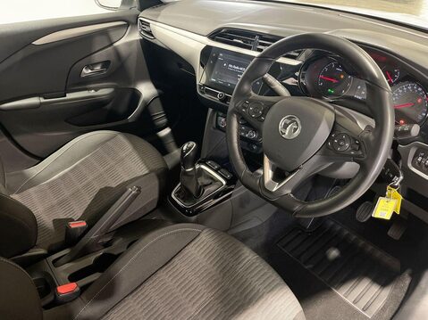 Vauxhall Corsa 1.2 SE Edition Hatchback 5dr Petrol Manual Euro 6 (75 ps) Air Con - Alloy W 16