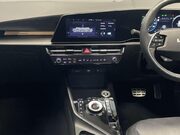 Kia Niro 1.6h GDi 4 SUV 5dr Petrol Hybrid DCT Euro 6 (s/s) (139 bhp) Full Leather - 16