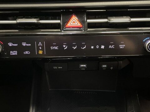 Kia Niro 1.6h GDi 4 SUV 5dr Petrol Hybrid DCT Euro 6 (s/s) (139 bhp) Full Leather - 29