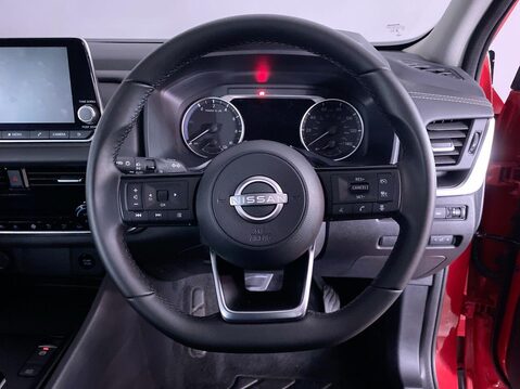 Nissan Qashqai 1.5 h e-POWER Acenta Premium SUV 5dr Petrol Hybrid Auto Euro 6 (s/s) (190 p 16