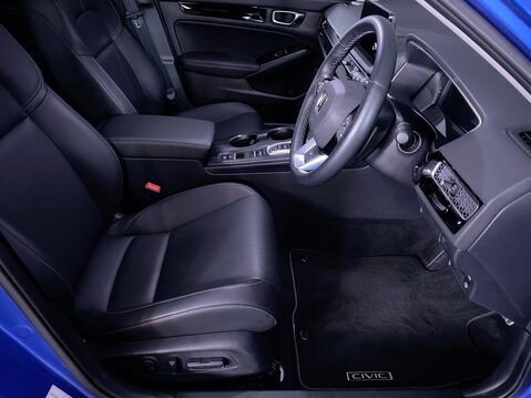 Honda Civic 2.0 h i-MMD Advance Hatchback 5dr Petrol Hybrid eCVT Euro 6 (s/s) (184 ps) 15