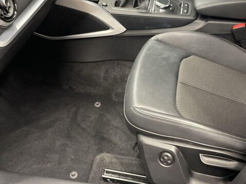 Audi Q2 1.0 TFSI 30 S line SUV 5dr Petrol Manual Euro 6 (s/s) (110 ps) Cruise Cont 17