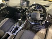 DS DS 3 1.2 PureTech Elegance Crossback 5dr Petrol Manual Euro 6 (s/s) (100 ps) All 15