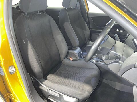 DS DS 3 1.2 PureTech Elegance Crossback 5dr Petrol Manual Euro 6 (s/s) (100 ps) All 14