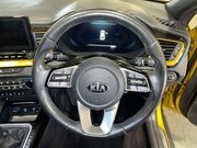 Kia Xceed 1.4 T-GDi First Edition SUV 5dr Petrol Manual Euro 6 (s/s) (138 bhp) Servic 21