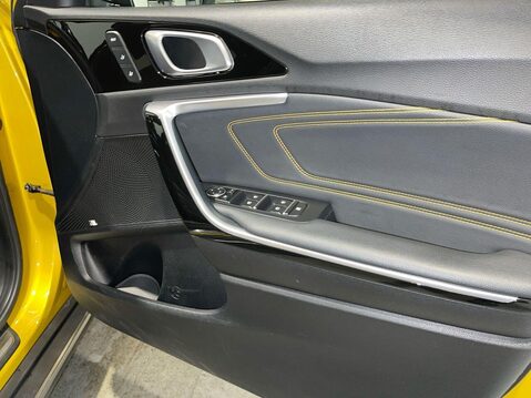 Kia Xceed 1.4 T-GDi First Edition SUV 5dr Petrol Manual Euro 6 (s/s) (138 bhp) Servic 25