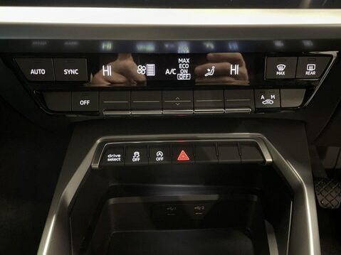 Audi A3 1.5 TFSI 35 Sport Sportback 5dr Petrol Manual Euro 6 (s/s) (150 ps) Alloys 27