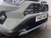 Toyota Rav4 2.5 VVT-h Design SUV 5dr Petrol Hybrid CVT 4WD Euro 6 (s/s) (222 ps) Parkin 11