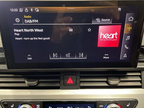 Audi A4 2.0 TFSI 35 S line Estate 5dr Petrol S Tronic Euro 6 (s/s) (150 ps) 27