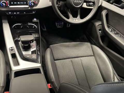 Audi A4 2.0 TFSI 35 S line Estate 5dr Petrol S Tronic Euro 6 (s/s) (150 ps) 15