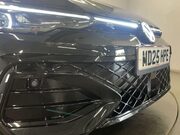 Volkswagen Golf 1.5 eTSI MHEV Black Edition Hatchback 5dr Petrol Hybrid DSG Euro 6 (s/s) (1 11
