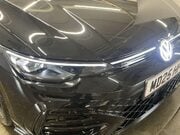 Volkswagen Golf 1.5 eTSI MHEV Black Edition Hatchback 5dr Petrol Hybrid DSG Euro 6 (s/s) (1 22