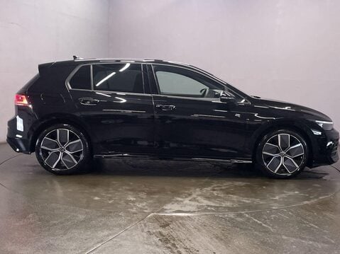 Volkswagen Golf 1.5 eTSI MHEV Black Edition Hatchback 5dr Petrol Hybrid DSG Euro 6 (s/s) (1 9