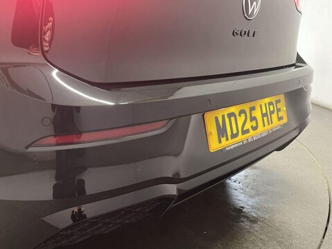 Volkswagen Golf 1.5 eTSI MHEV Black Edition Hatchback 5dr Petrol Hybrid DSG Euro 6 (s/s) (1 14