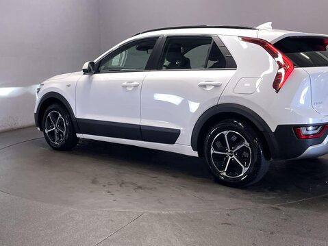 Kia Niro 1.6h GDi 2 SUV 5dr Petrol Hybrid DCT Euro 6 (s/s) (139 bhp) Service History 6