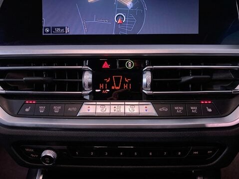 BMW 3 Series 2.0 320i Sport Touring 5dr Petrol Auto Euro 6 (s/s) (184 ps) Alloy Wheels - 25