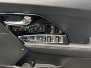 Kia Niro 1.6 GDi 4 SUV 5dr Petrol Hybrid DCT Euro 6 (s/s) (139 bhp) Sat Nav - Alloy 25