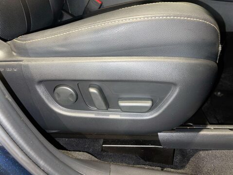 Mazda CX-60 2.5 e-SKYACTIV 17.8kWh Exclusive-Line SUV 5dr Petrol Plug-in Hybrid Auto 4W 23