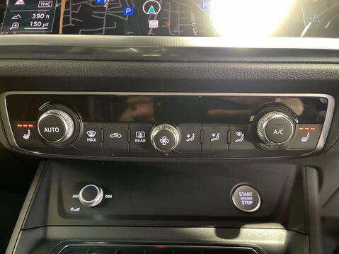 Audi Q3 2.0 TFSI 45 Vorsprung Sportback 5dr Petrol S Tronic quattro Euro 6 (s/s) (2 24