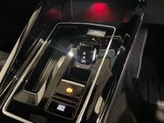 Volkswagen Golf 1.5 eTSI MHEV R-Line Hatchback 5dr Petrol Hybrid DSG Euro 6 (s/s) (150 ps) 19