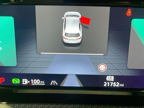 Volkswagen Golf 1.5 eTSI MHEV R-Line Hatchback 5dr Petrol Hybrid DSG Euro 6 (s/s) (150 ps) 25