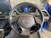 Toyota C-HR 1.8 VVT-h GPF Icon SUV 5dr Petrol Hybrid CVT Euro 6 (s/s) (122 ps) One Owne 19