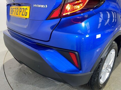 Toyota C-HR 1.8 VVT-h GPF Icon SUV 5dr Petrol Hybrid CVT Euro 6 (s/s) (122 ps) One Owne 13