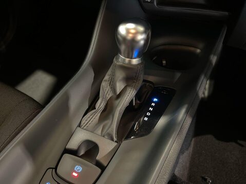 Toyota C-HR 1.8 VVT-h GPF Icon SUV 5dr Petrol Hybrid CVT Euro 6 (s/s) (122 ps) One Owne 18