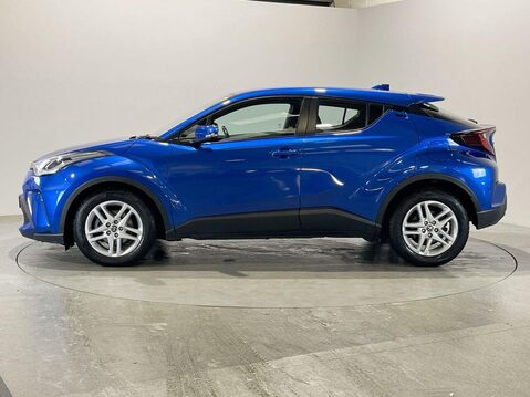 Toyota C-HR 1.8 VVT-h GPF Icon SUV 5dr Petrol Hybrid CVT Euro 6 (s/s) (122 ps) One Owne 5