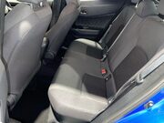 Toyota C-HR 1.8 VVT-h GPF Icon SUV 5dr Petrol Hybrid CVT Euro 6 (s/s) (122 ps) One Owne 17