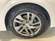 Peugeot 208 1.2 PureTech Active Premium + Hatchback 5dr Petrol Manual Euro 6 (s/s) (75 11