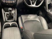 Nissan Qashqai 1.3 DIG-T Tekna SUV 5dr Petrol Manual Euro 6 (s/s) (140 ps) Cruise Control 15