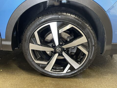 Nissan Qashqai 1.3 DIG-T Tekna SUV 5dr Petrol Manual Euro 6 (s/s) (140 ps) Cruise Control 12