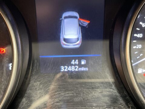 Nissan Qashqai 1.3 DIG-T Tekna SUV 5dr Petrol Manual Euro 6 (s/s) (140 ps) Cruise Control 27