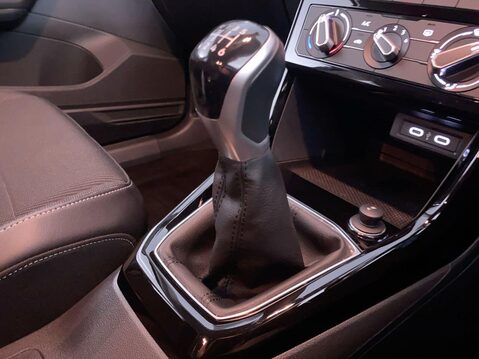 Volkswagen T-Cross 1.0 TSI Black Edition SUV 5dr Petrol Manual Euro 6 (s/s) (110 ps) Start Sto 21