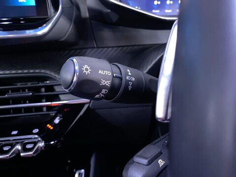 Peugeot 2008 1.2 PureTech GT Premium SUV 5dr Petrol EAT Euro 6 (s/s) (130 ps) Bluetooth 23