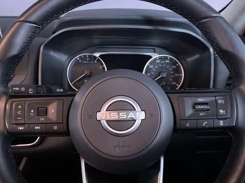 Nissan Qashqai 1.5 h e-POWER Acenta Premium SUV 5dr Petrol Hybrid Auto Euro 6 (s/s) (190 p 22