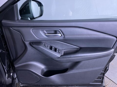 Nissan Qashqai 1.5 h e-POWER Acenta Premium SUV 5dr Petrol Hybrid Auto Euro 6 (s/s) (190 p 27