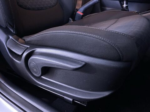 Kia Rio 1.2 1 Hatchback 5dr Petrol Manual Euro 6 (s/s) (83 bhp) Bluetooth - DAB Ra 26