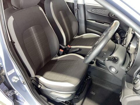 Hyundai i10 1.0 Advance Hatchback 5dr Petrol Manual Euro 6 (s/s) (67 ps) Cruise Contro 14